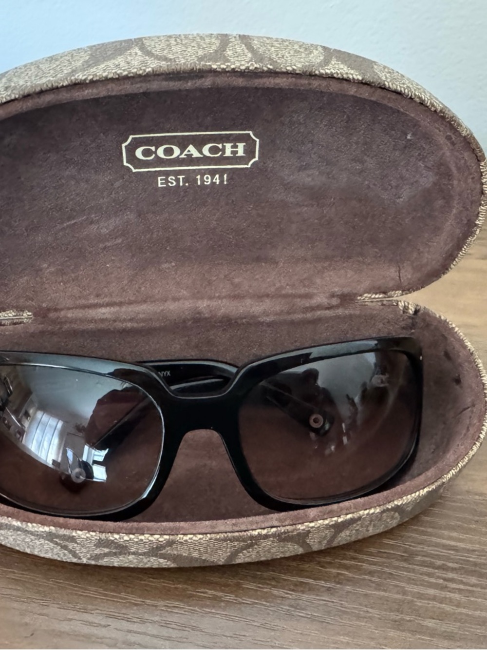Coach samantha s425 onyx Women's Black Gradient Lens Sunglasses - Picture 8 of 8